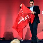 Tsipras-y-bandera-syriza