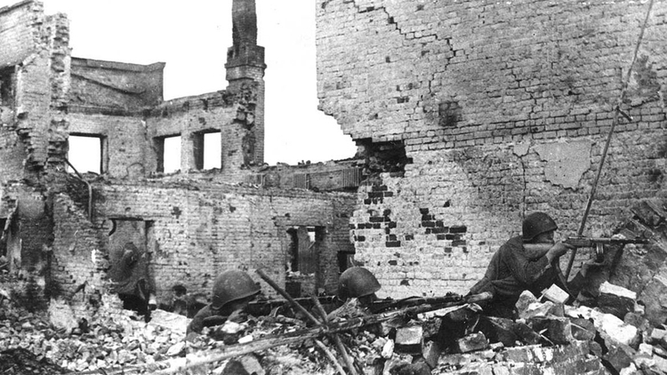 Stalingrado, la batalla que decidió la Segunda Guerra Mundial - werken rojo