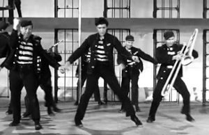 Bailable para “encontrar caminos de entendimiento y solución” Una ficción semi seria que no explica nada