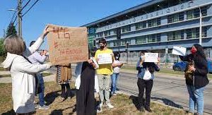 SINDICATO DE TRABAJADORES DEL LICEO CAMILO HENRÍQUEZ DE TEMUCO EN LARGA HUELGA