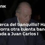 Juan Carlos cerca del banquillo
