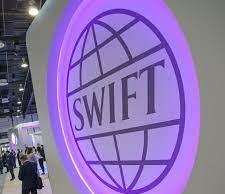 ¿El fin del comercio mundial? Las consecuencias de la posible desconexión de Rusia del SWIFT
