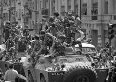 ANIVERSARIO: La Revolución Portuguesa cumple 52 años