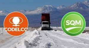 Por «inmoral, trucho y espurio»: Diputados llevan a Contraloría polémico pacto Codelco-SQM