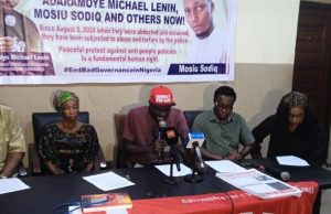 Nigeria: Campaña por los derechos de los jóvenes condena la detención sin juicio de Adaramoye Michael Lenin y Mosiu Sodiq