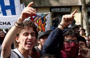 Ver: «Protestas y Movimientos Sociales» con Franklin Andrade conduce Patricio Guzmán S. Editor de Werken Rojo