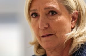 Es mala idea impedir que Marine Le Pen compita electoralmente