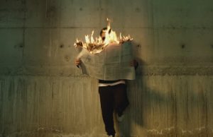 La Política en la Era del Sin Sentido: El Desafío de Generar Coherencia en Tiempos de Fake News