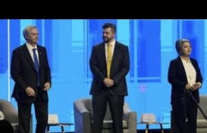 Ver: Columna de Hugo Rodríguez «Se viene Campaña presidencial. Migrantes y ofertas varias.»