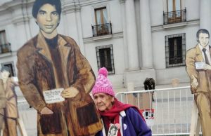 Anita Molina siempre buscando a su hijo desaparecido