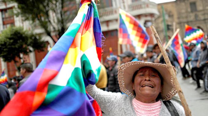 Bolivia sumida en una crisis múltiple