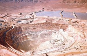 Trabajadores de Escondida y Spence votan en agosto formación de la Federación de Sindicatos BHP Chile