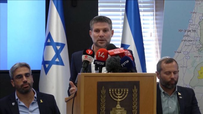 El ministro de extrema derecha israelí Smotrich califica a la Franja de Gaza de una “mina de oro inmobiliaria”