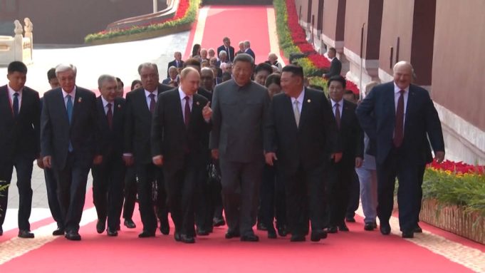 Columna de Patricio Guzman S. «China, Rusia e India, vs. EEUU hacia un nuevo orden mundial»