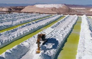 Litio: miles de millones perdidos en un mal negocio entre Codelco y SQM