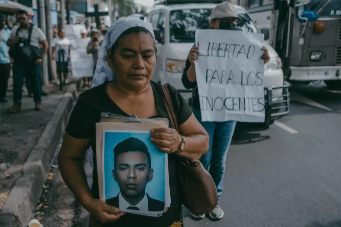 En El Salvador se tortura