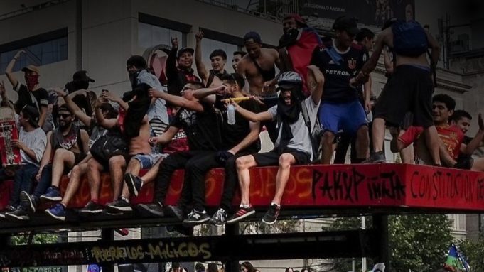A 6 años del estallido: Sin organización fuerte, la protesta no es suficiente para cambiar la realidad