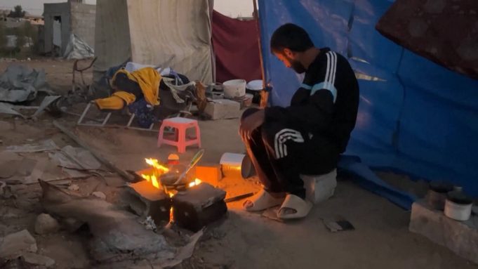 Las fuerzas armadas israelíes matan a tres palestinos en Gaza a pesar del alto el fuego mediado por Estados Unidos