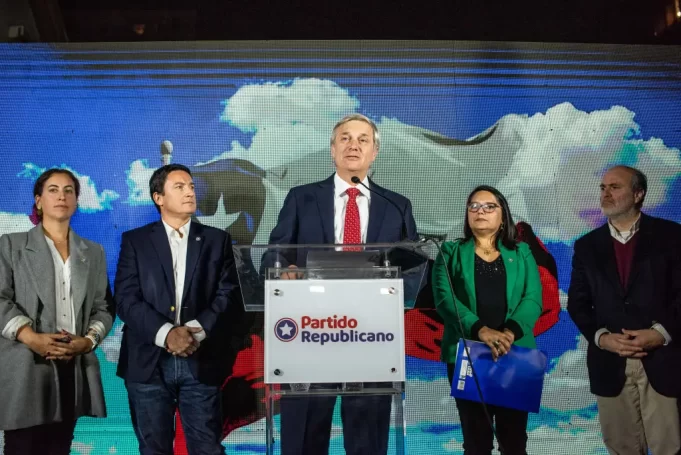 Kast: la «vía democrática» al pinochetismo