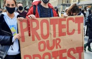 Defendiendo el derecho a la protesta en la era del autoritarismo