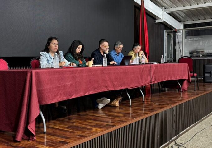 Anticipando nuevas derrotas: el Informe del Pleno del Comité Central del PC y la renuncia a la lucha de clases