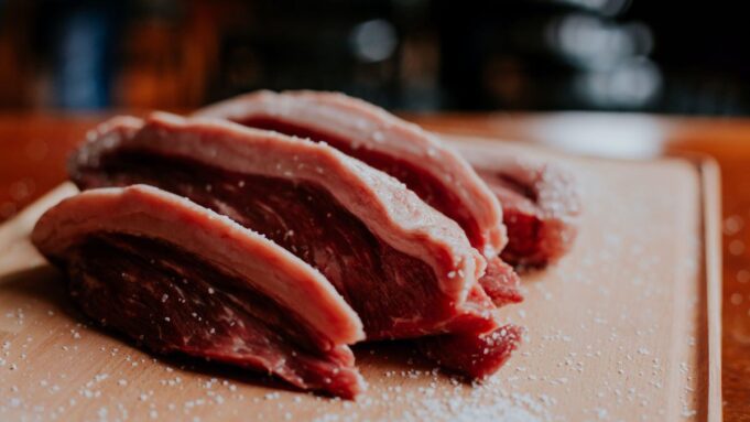 Harald zur Hausen, Nobel de Medicina: “El consumo de carne de origen vacuno es un factor de riesgo para el cáncer de colon”
