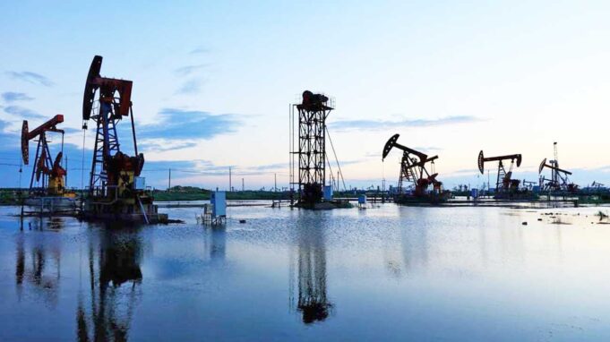 Ver «Es el petróleo: Por qué EE.UU. necesita el crudo venezolano YA»