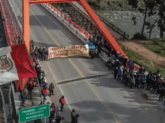 Perú – MANIFESTANTES BLOQUEAN LA PANAMERICANA SUR