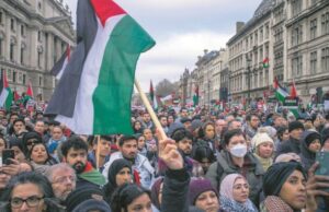 Gran Bretaña – Seis de los ’24 de Filton’ que irán a juicio quedan libres: activistas pro palestinos atacaron la fábrica de armas Elbit Systems