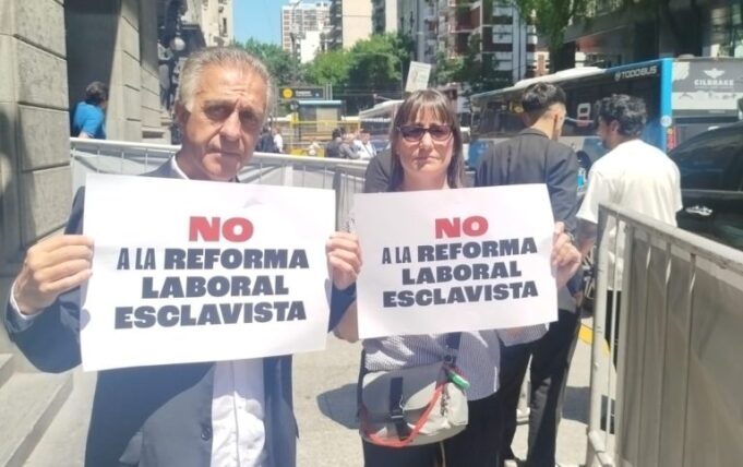 Argentina – Si avanzan contra los derechos obreros, habrá lucha en todas las fábricas y lugares de trabajo