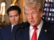 TRUMP SE DEDICA A INSULTAR A MEDIO MUNDO
