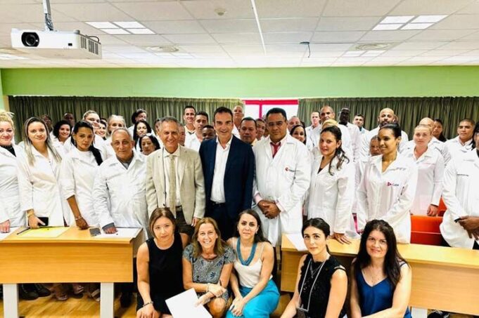 Los médicos cubanos no se van de Calabria