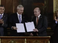 Ver «Gobierno de Kast: Banquetes para los ricos, quitar alimentos a los niños más pobres» con Celso Calfullan