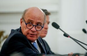 Chile – Le llueve sobre mojado al ministro de Hacienda Jorge Quiroz