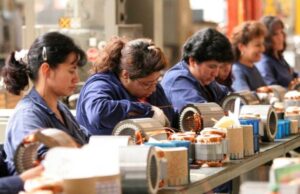 Chile – Si no nos alcanza para vivir, que no les alcance para gobernar