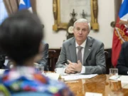 CAE, deuda y neoliberalismo: la lectura de Gómez Leyton sobre el conflicto que reabre el gobierno