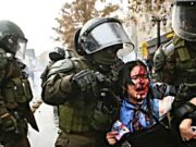 Chile – Brutal represión policial en marcha contra el ajuste gubernamental