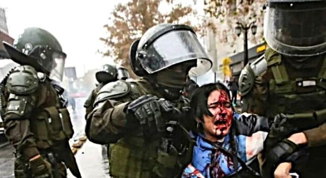 Chile – Brutal represión policial en marcha contra el ajuste gubernamental