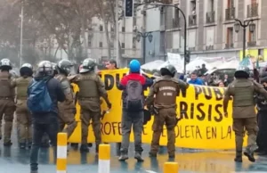 Brutal saldo de la represión policial en marcha contra recortes de Kast: estudiante queda con múltiples fracturas y debe ser operada