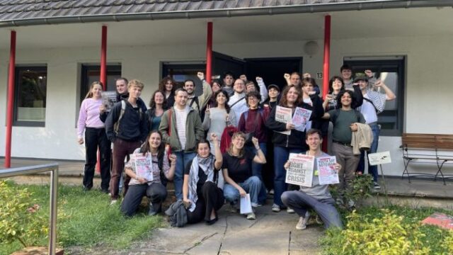 Youth-and-students-Cologne-assembly-678x381
