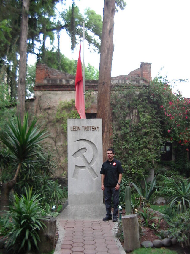 Tumba de Leon Trotsky