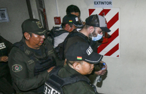 El escándalo que desestabiliza a la extrema derecha latinoamericana