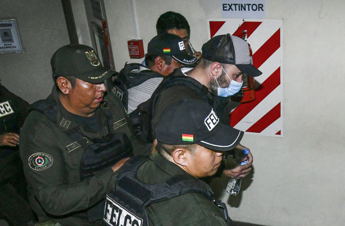 El escándalo que desestabiliza a la extrema derecha latinoamericana