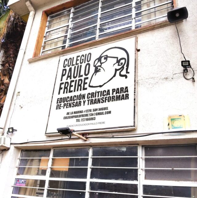 Frontis-colegio-820x825