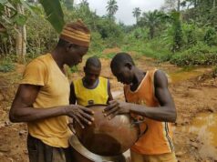 Nigeria – 37 jóvenes, entre ellos menores de edad, mueren en una celda policial nigeriana superpoblada