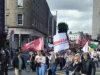 Irlanda – Decenas de miles de personas marchan en Dublín contra la visita de Trump, las guerras y la militarización
