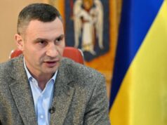 Una periodista le pregunta a Vitali Klitschko, alcalde de Kiev