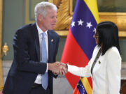 ¿Es legal el acuerdo petrolero entre EE.UU. y Venezuela?: “Claramente inconstitucional”, dice el economista Francisco Rodríguez