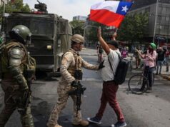 “Desde la Batalla de Lircay en 1830 hasta nuestra Revolución de Octubre, el ejército ha masacrado 27 veces al pueblo chileno”