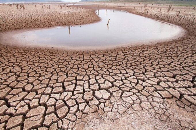Chile, un país al límite. Agua, cobre, litio y océanos: anatomía de una crisis ecológica. Por Patricio Arenas